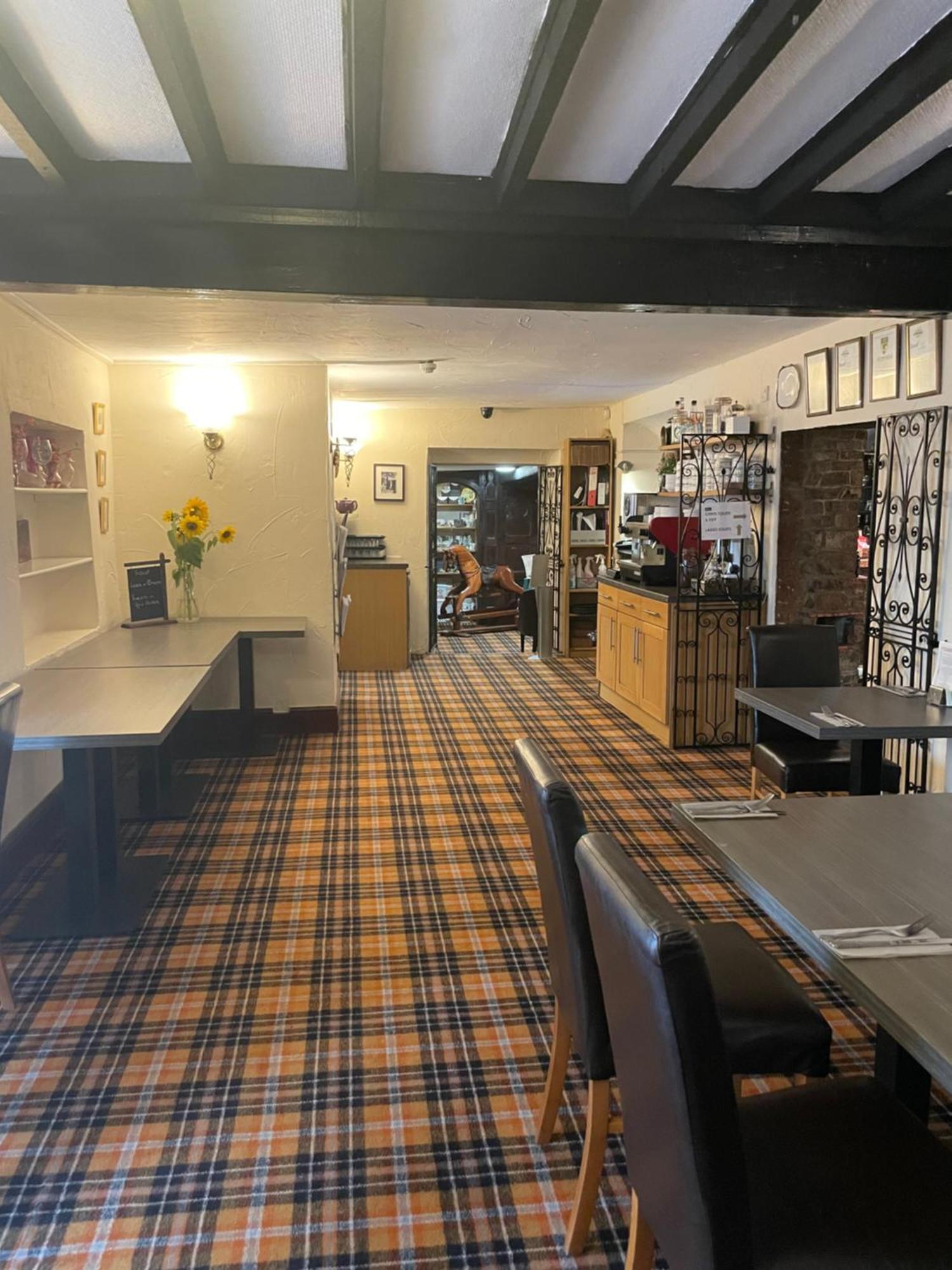 The Dog & Partridge Country Inn Ashbourne  Esterno foto