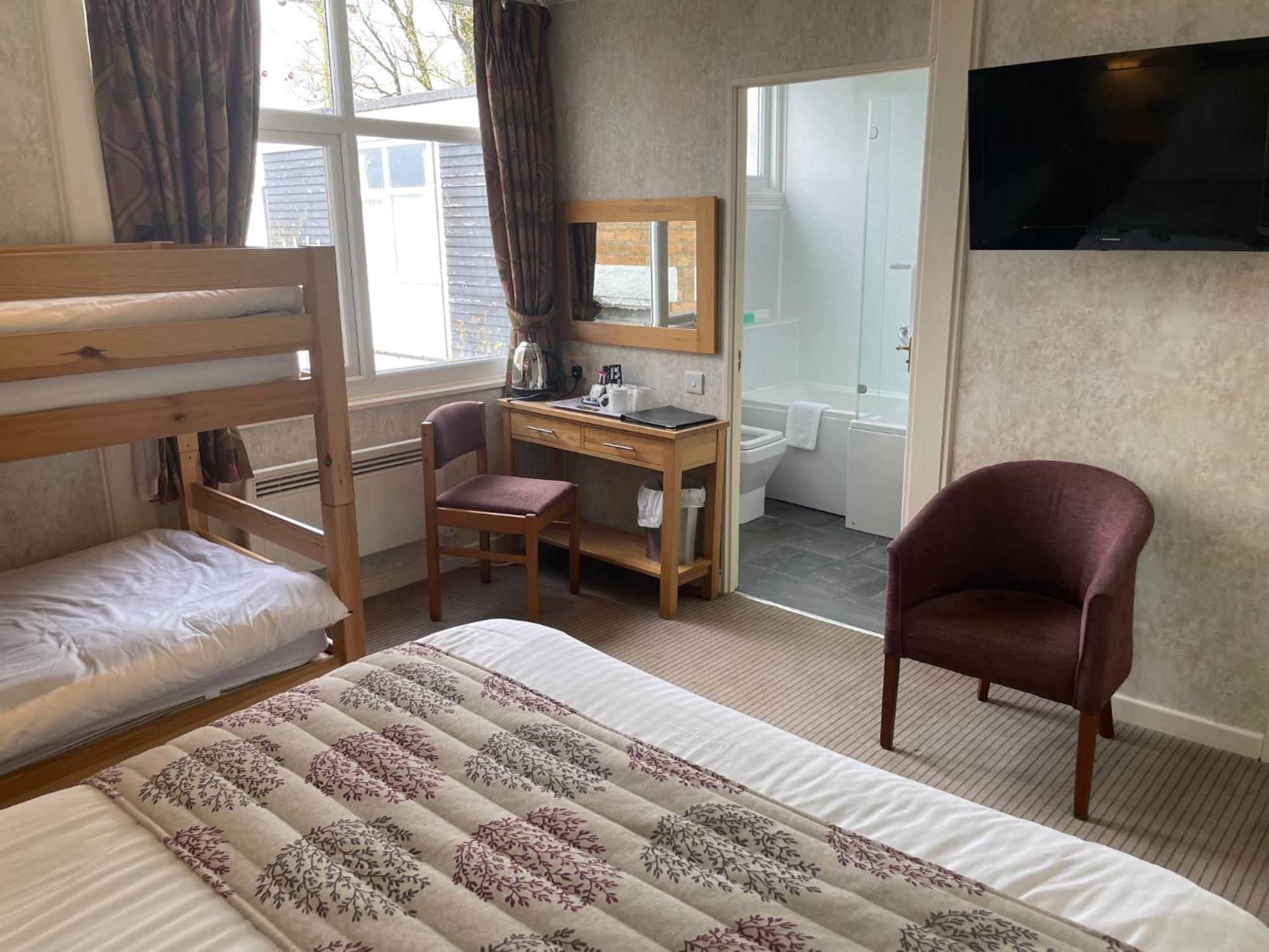 The Dog & Partridge Country Inn Ashbourne  Esterno foto