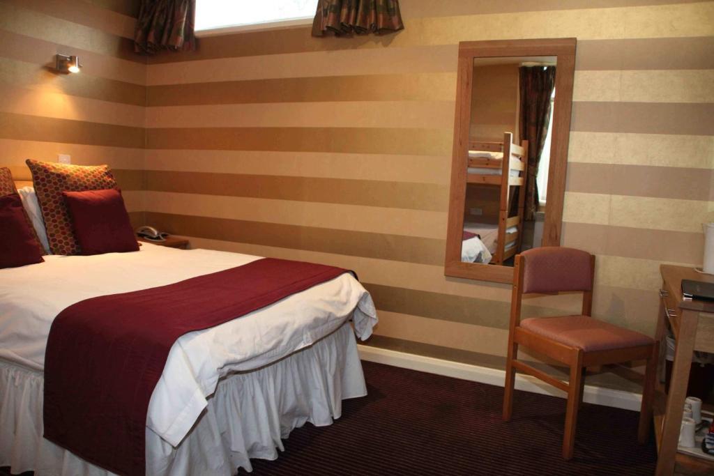 The Dog & Partridge Country Inn Ashbourne  Camera foto